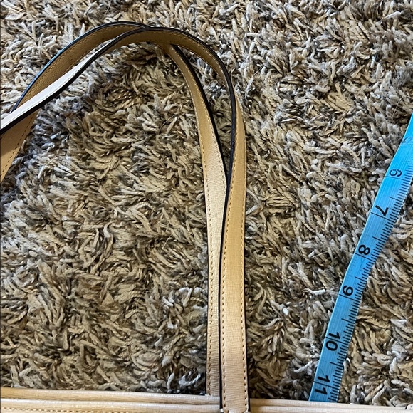 Coach Cream Leather Tote Bag - Picture 11 of 14